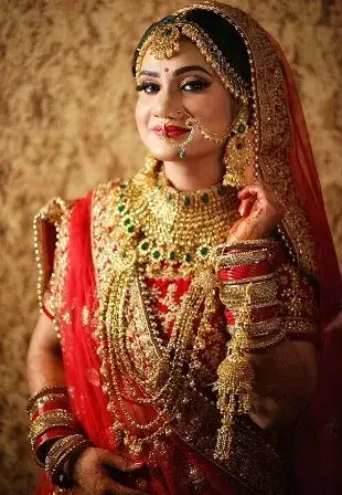 top makeup artist in lucknow